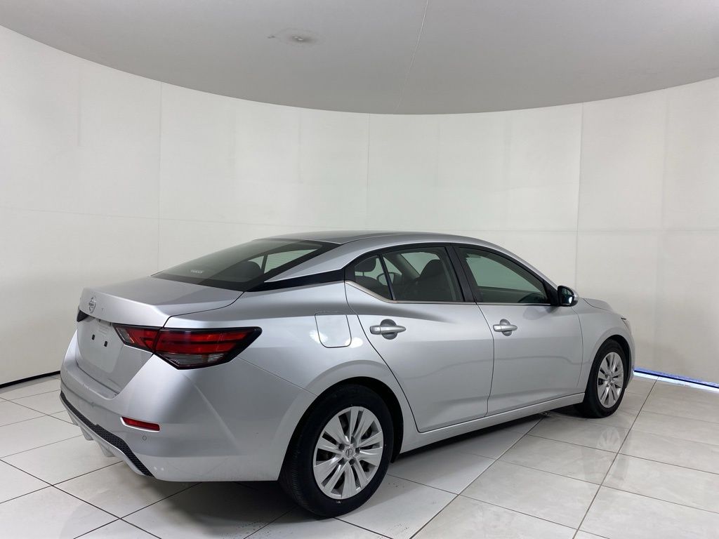 Thumbnail: 2022 Nissan Sentra - 5