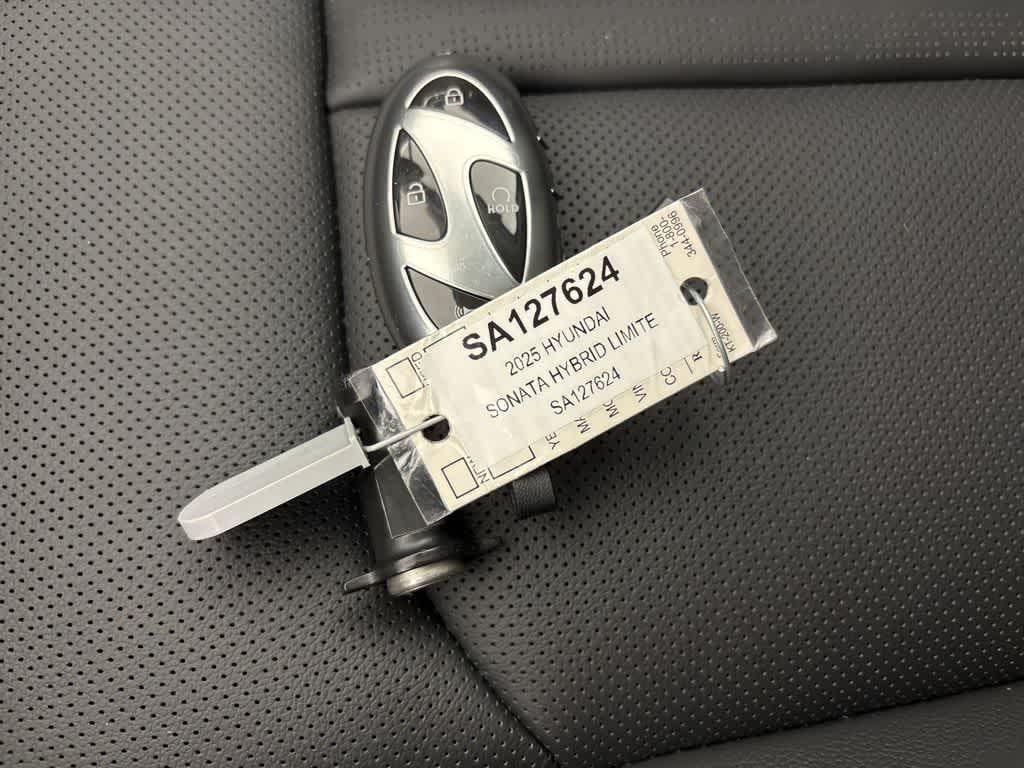 Thumbnail: 2025 Hyundai Sonata - 28