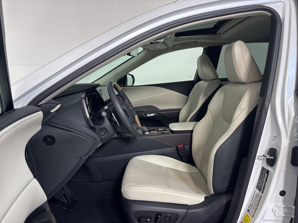 Thumbnail: 2024 Lexus RX - 14