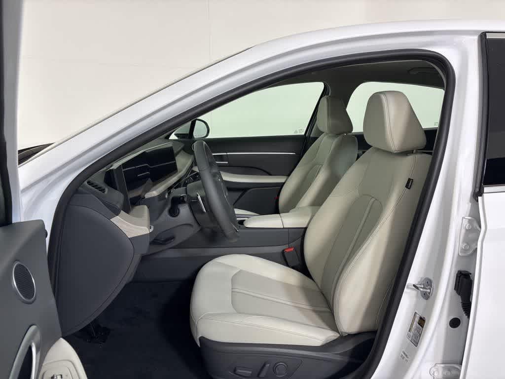 Thumbnail: 2025 Hyundai Sonata - 14