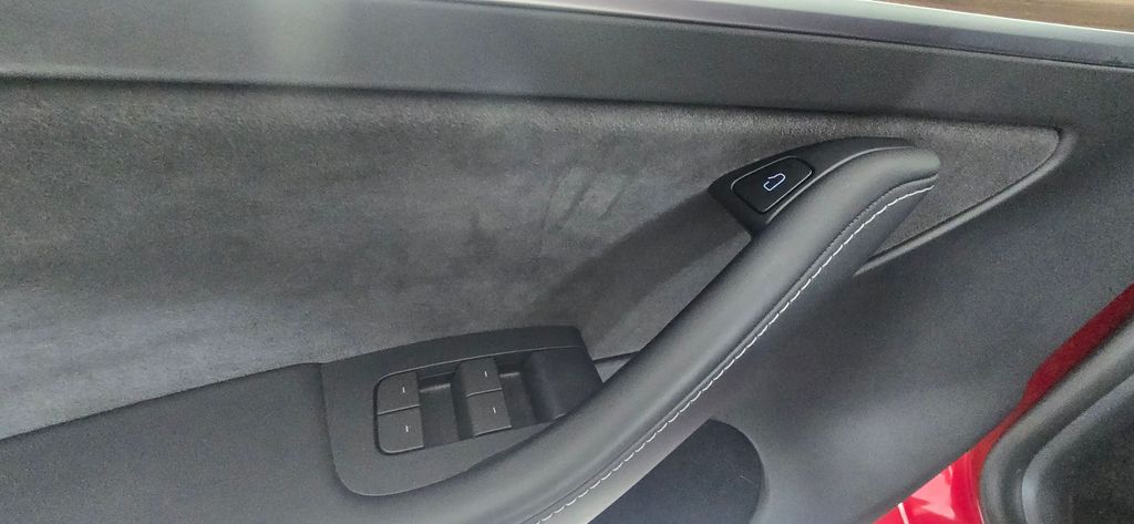 Thumbnail: 2023 Tesla Model Y - 14