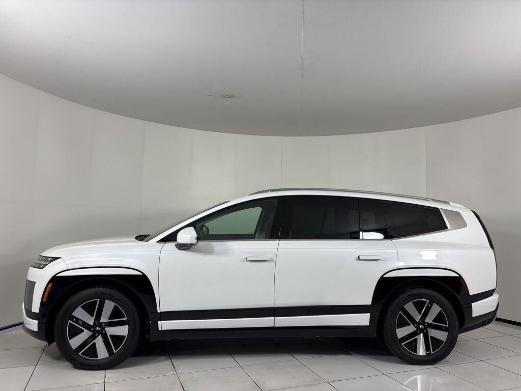 New 2026 Hyundai IONIQ 9 SEL SUV