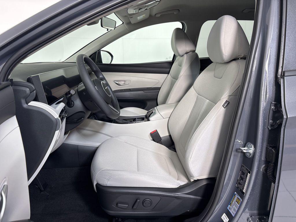 Thumbnail: 2026 Hyundai Tucson - 14