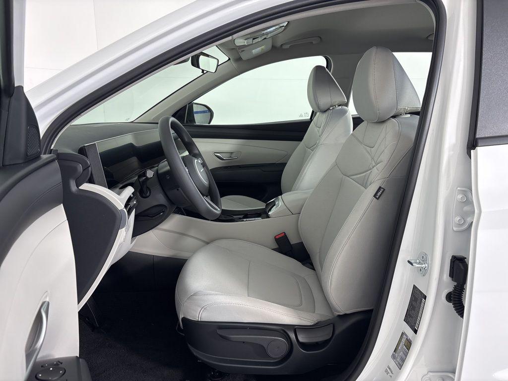 Thumbnail: 2026 Hyundai Tucson - 14