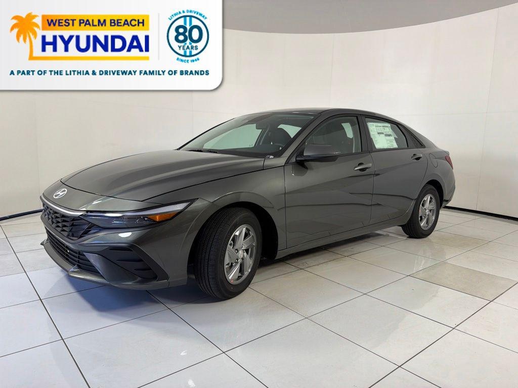 New 2026 Hyundai Elantra SE Sedan