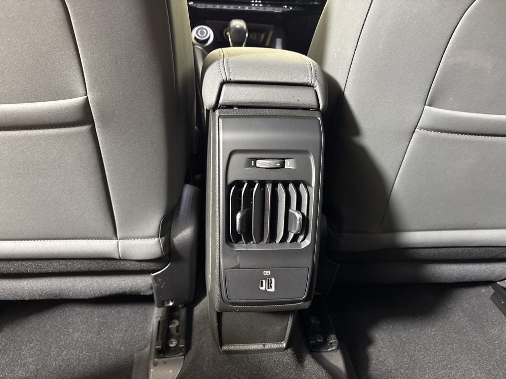 Thumbnail: 2024 Alfa Romeo Tonale - 27