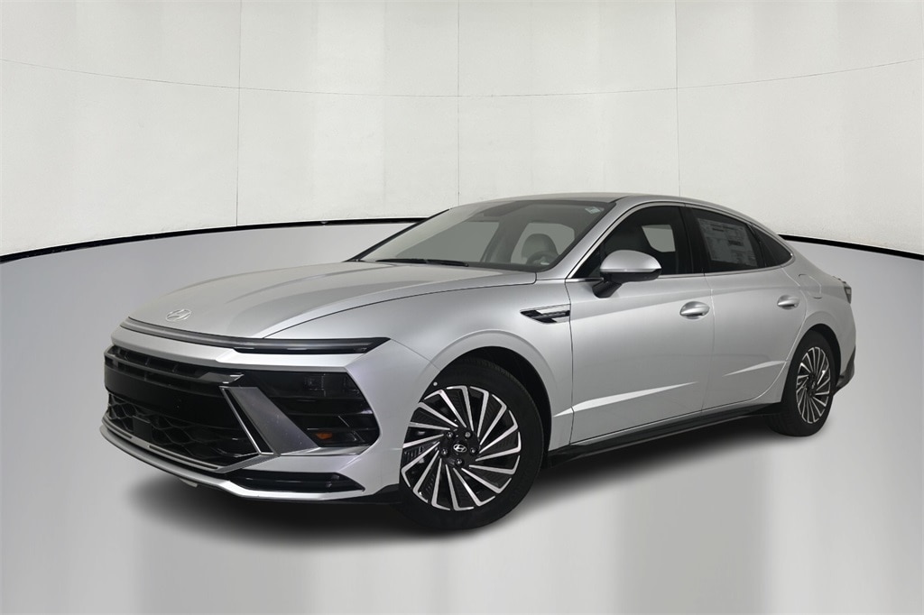 Thumbnail: 2025 Hyundai Sonata - 3