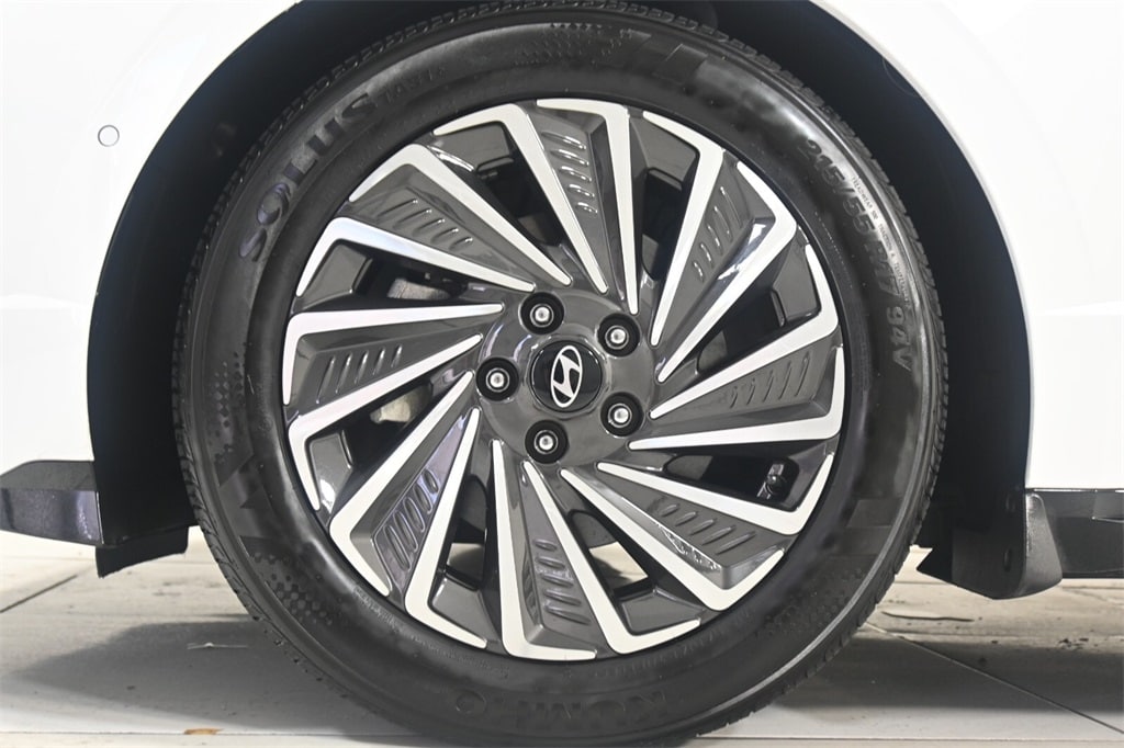 Thumbnail: 2024 Hyundai Sonata - 9