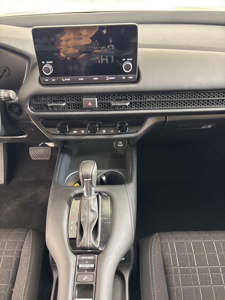 Thumbnail: 2025 Honda HR-V - 19