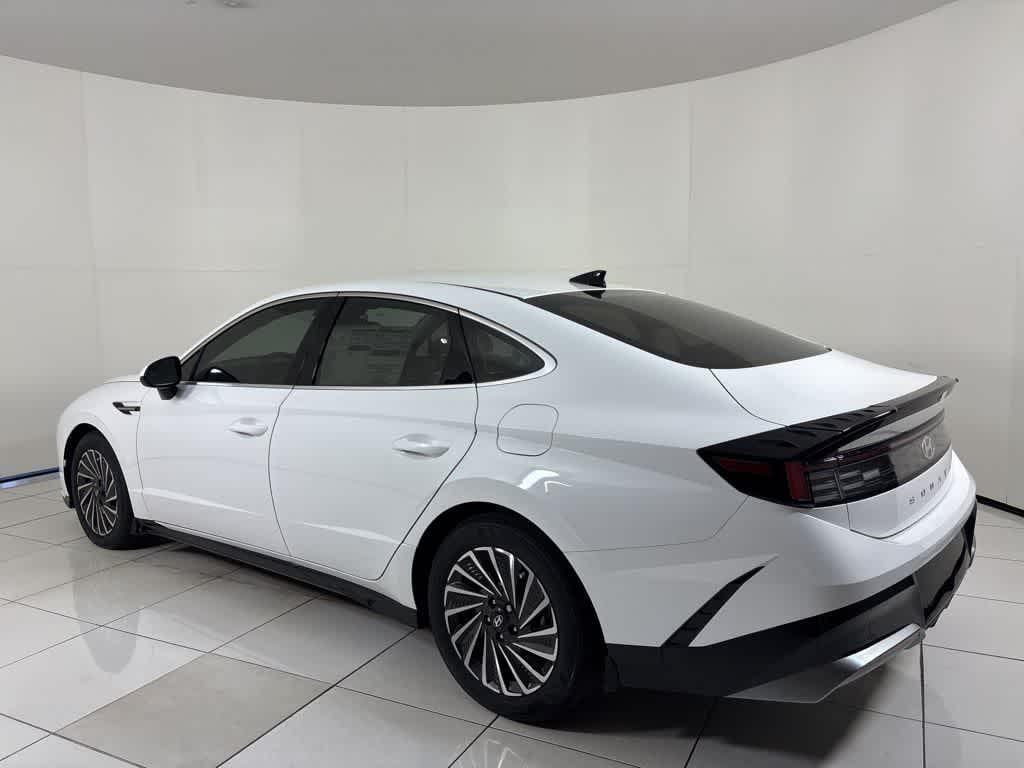 Thumbnail: 2025 Hyundai Sonata - 4