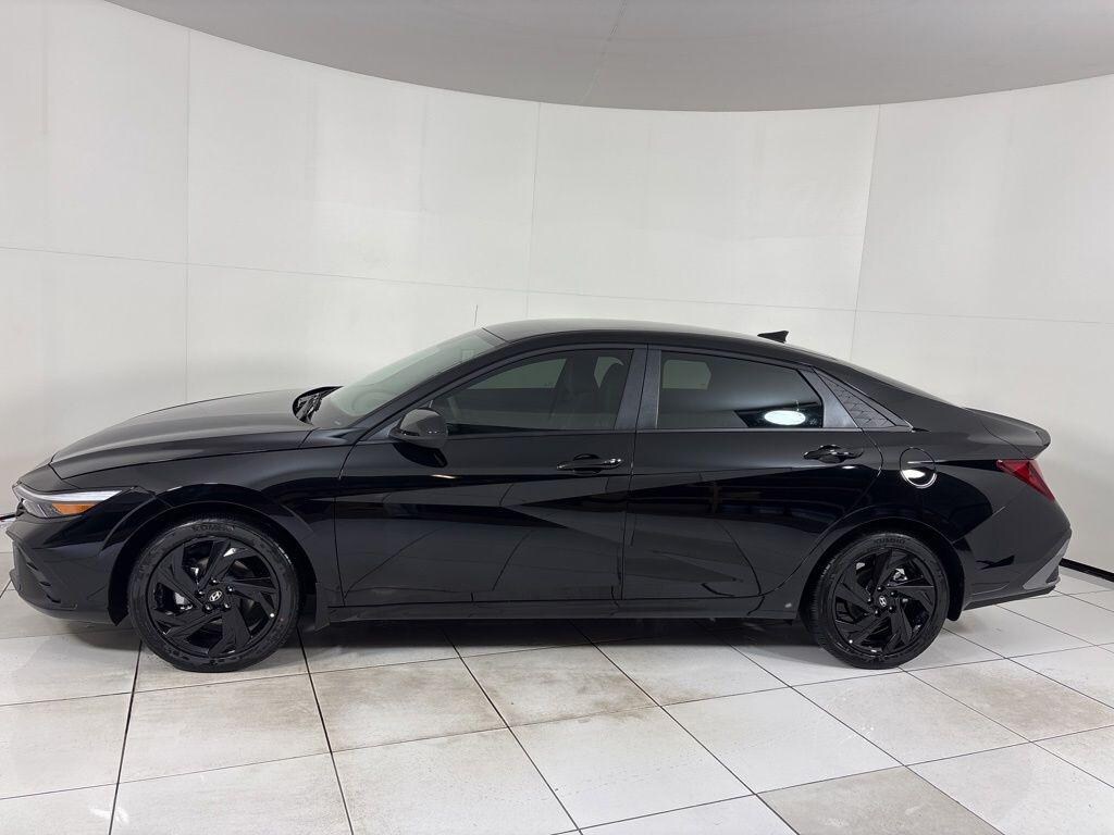 New 2026 Hyundai Elantra SEL Sport Sedan