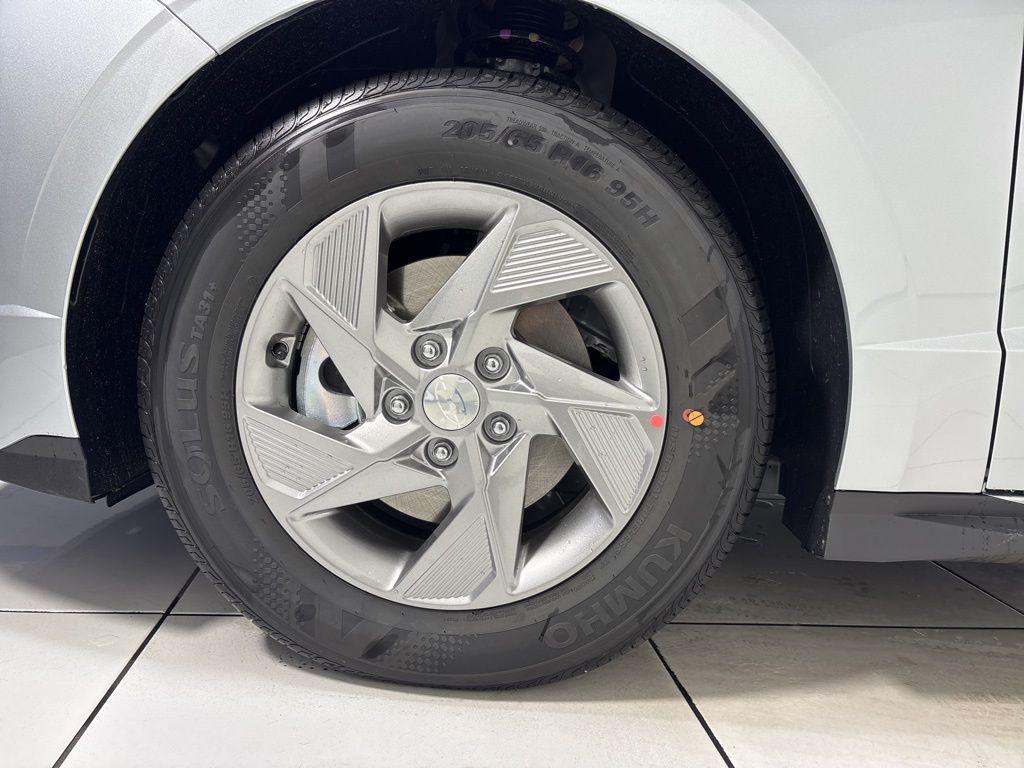 Thumbnail: 2026 Hyundai Sonata - 9