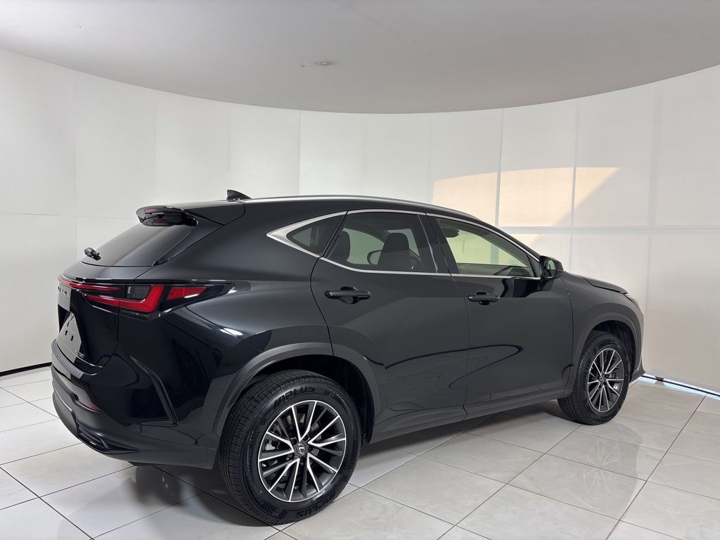 Thumbnail: 2022 Lexus NX - 5