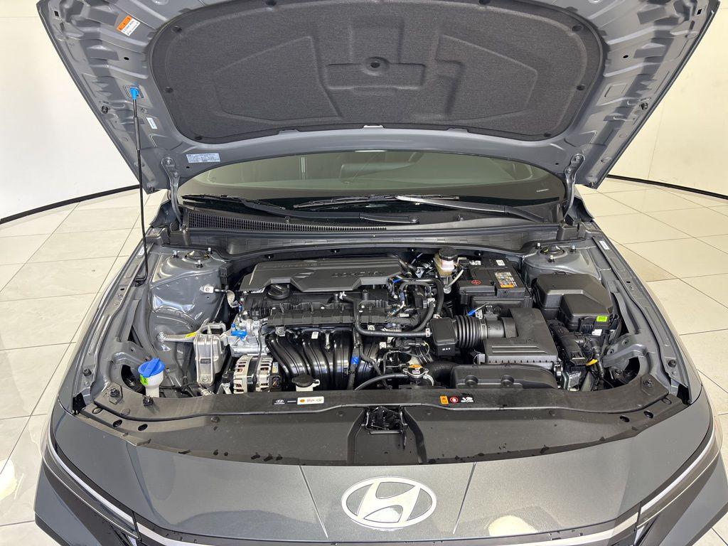 Thumbnail: 2026 Hyundai Elantra - 11