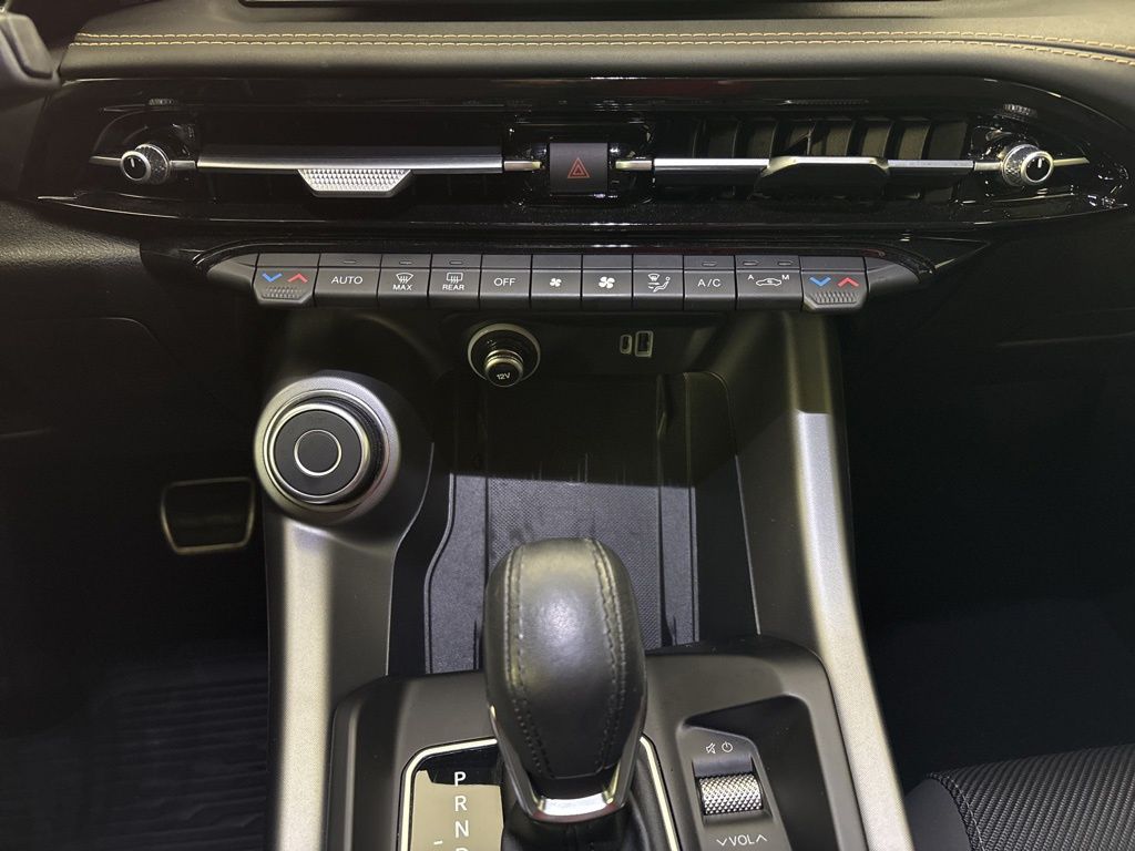 Thumbnail: 2024 Alfa Romeo Tonale - 25