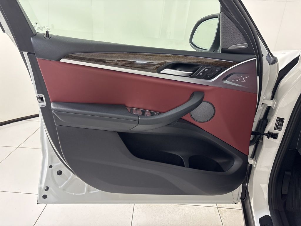 Thumbnail: 2023 BMW X3 - 17