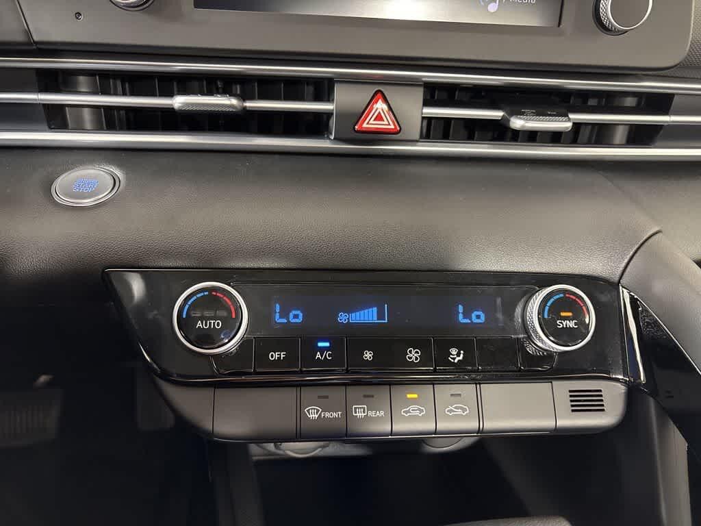 Thumbnail: 2025 Hyundai Elantra - 26