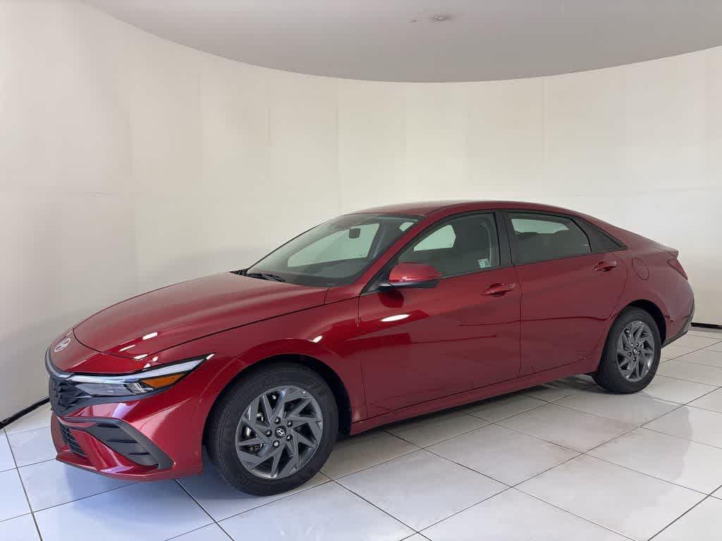 Thumbnail: 2025 Hyundai Elantra - 1