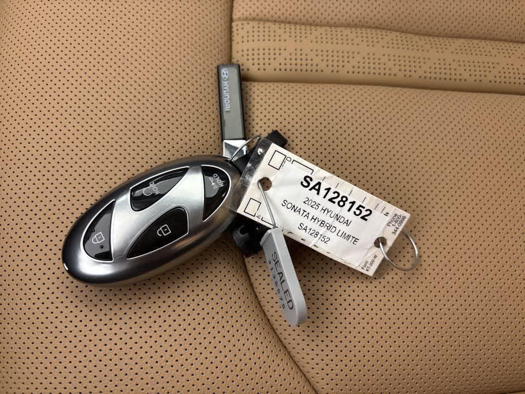 Thumbnail: 2025 Hyundai Sonata - 30