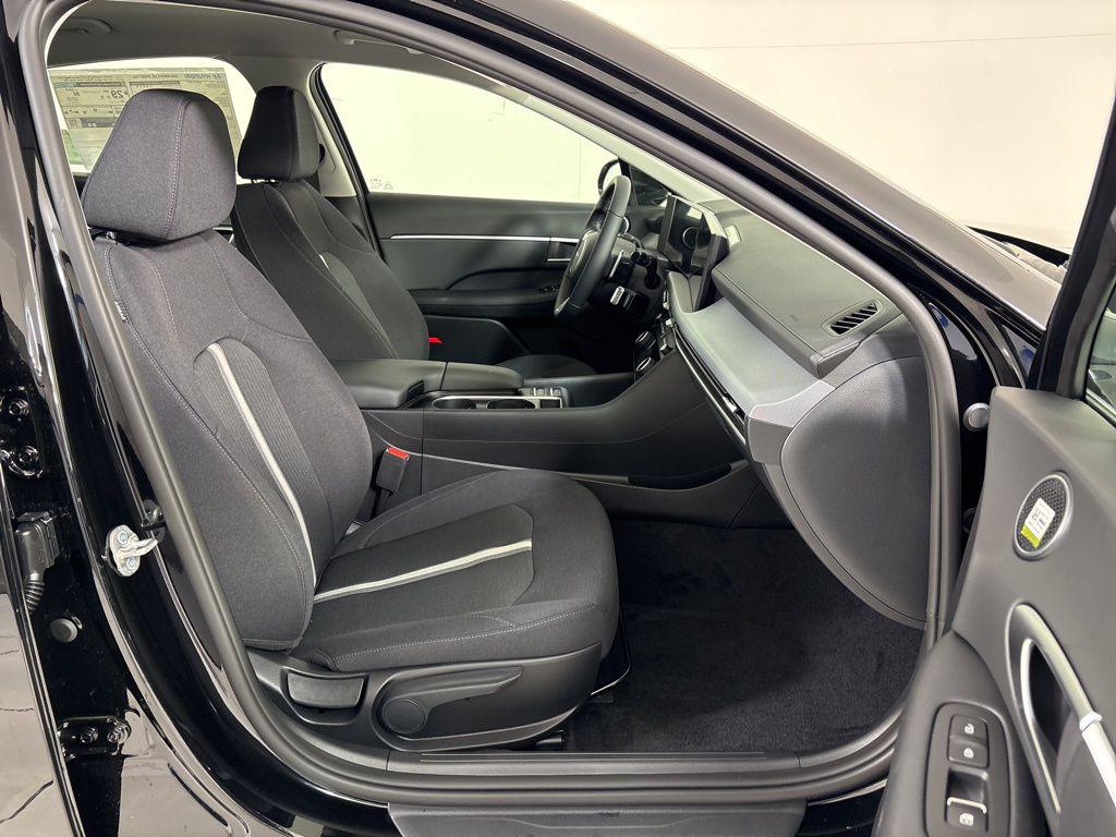 Thumbnail: 2026 Hyundai Sonata - 12