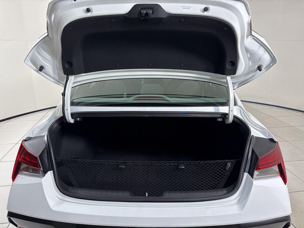 Thumbnail: 2026 Hyundai Elantra - 24