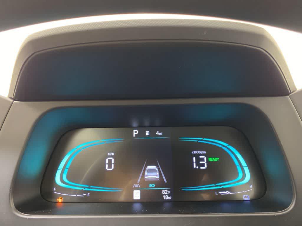 Thumbnail: 2025 Hyundai Elantra - 25