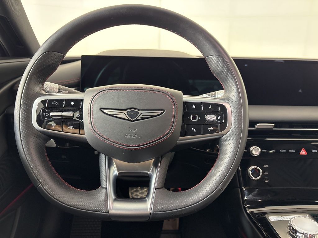 Thumbnail: 2025 Genesis G80 - 22
