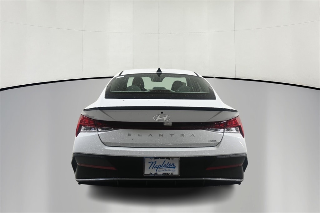 Thumbnail: 2025 Hyundai Elantra - 6