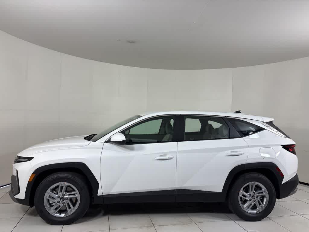 New 2026 Hyundai Tucson SE FWD SUV