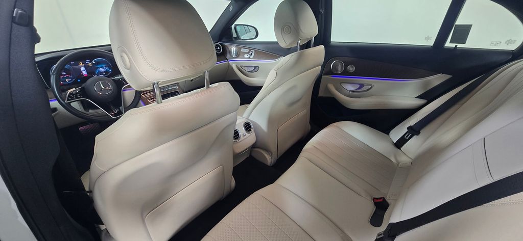 Thumbnail: 2023 Mercedes-Benz E-Class - 30