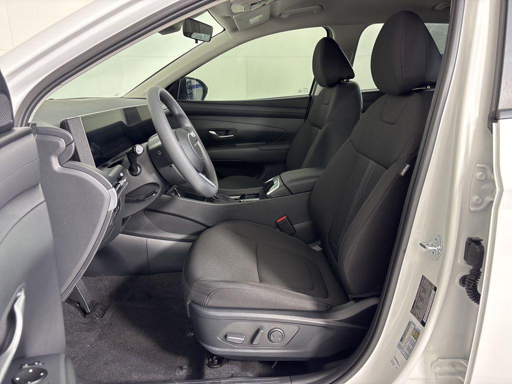 Thumbnail: 2026 Hyundai Tucson - 14