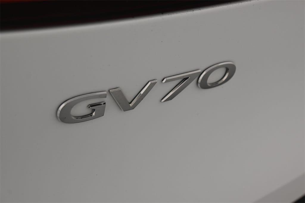 Thumbnail: 2025 Genesis GV70 - 8