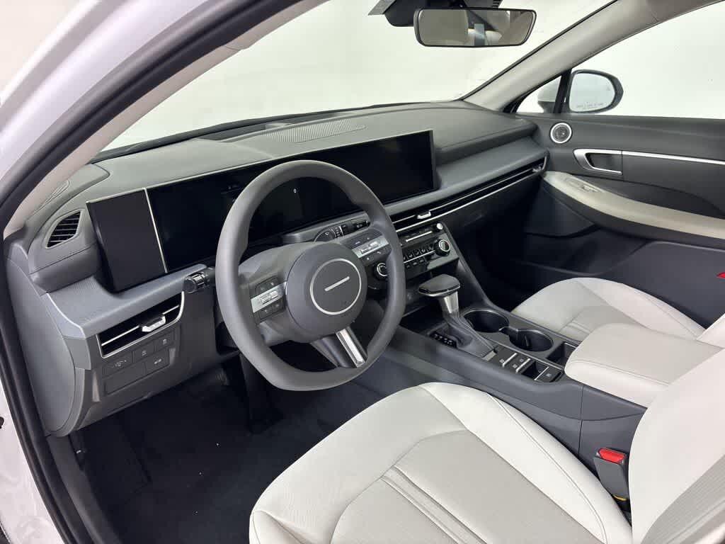 Thumbnail: 2025 Hyundai Sonata - 15