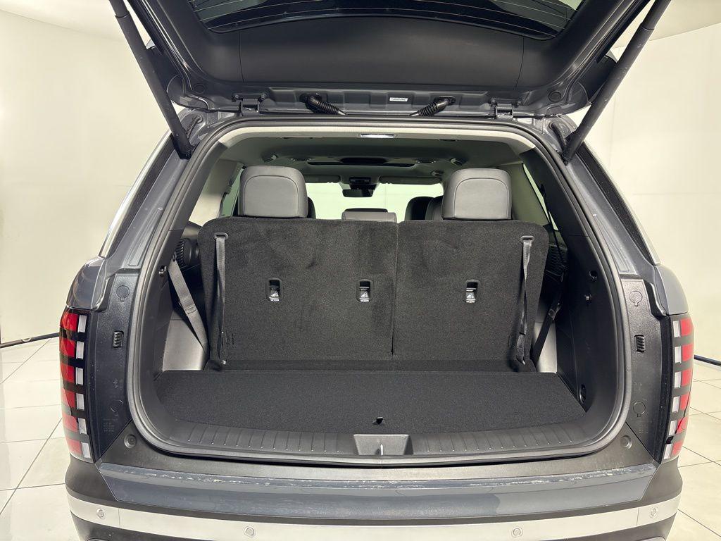 Thumbnail: 2026 Hyundai Palisade - 27