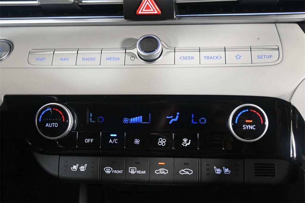 Thumbnail: 2025 Hyundai Elantra - 20