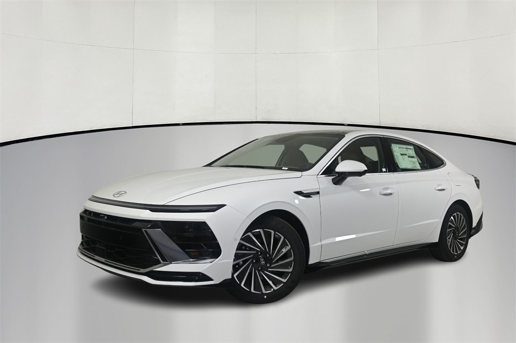 Thumbnail: 2025 Hyundai Sonata - 3
