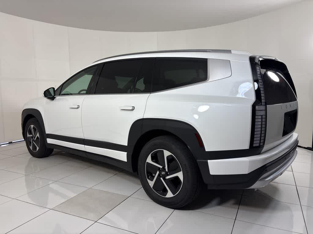 Thumbnail: 2026 Hyundai Ioniq - 4