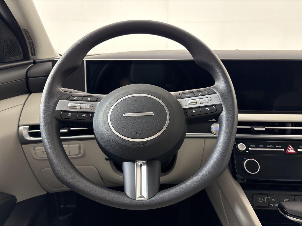 Thumbnail: 2026 Hyundai Tucson - 20