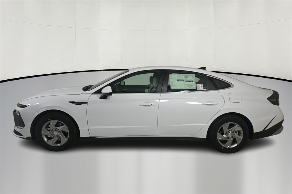 Thumbnail: 2025 Hyundai Sonata - 4