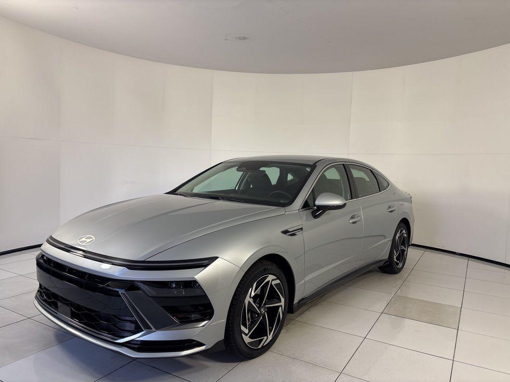 Thumbnail: 2026 Hyundai Sonata - 1