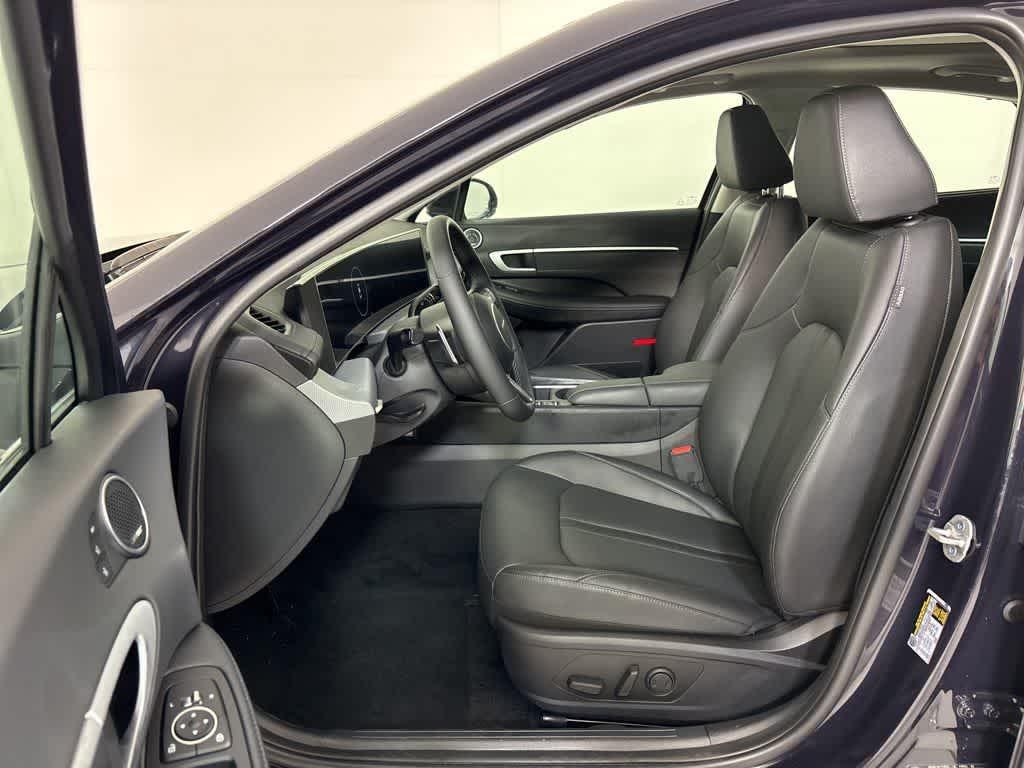 Thumbnail: 2025 Hyundai Sonata - 14