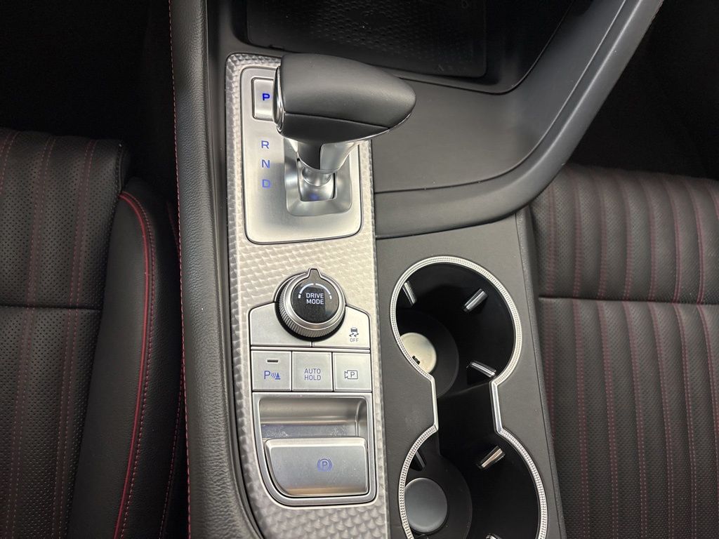 Thumbnail: 2023 Genesis G70 - 36