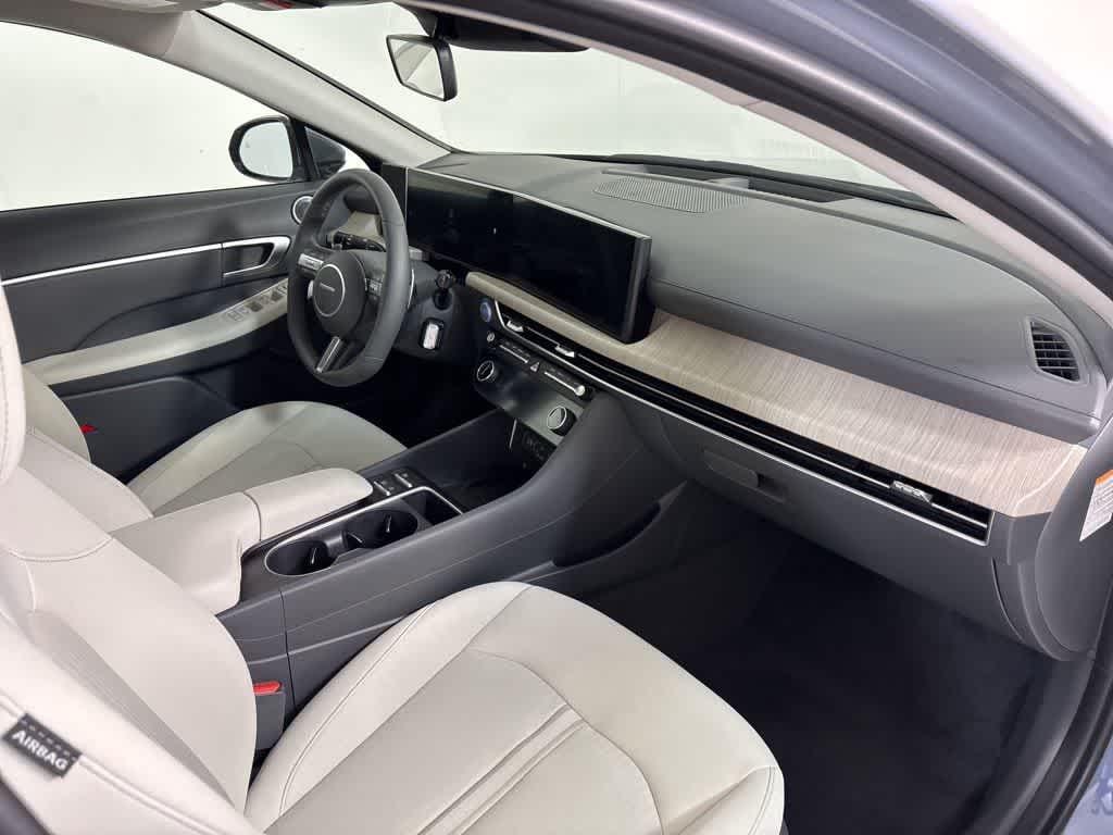 Thumbnail: 2025 Hyundai Sonata - 13