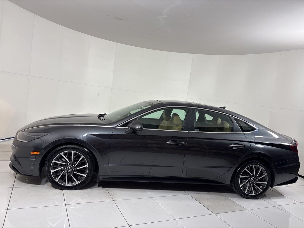 Used 2021 Hyundai Sonata Limited Sedan