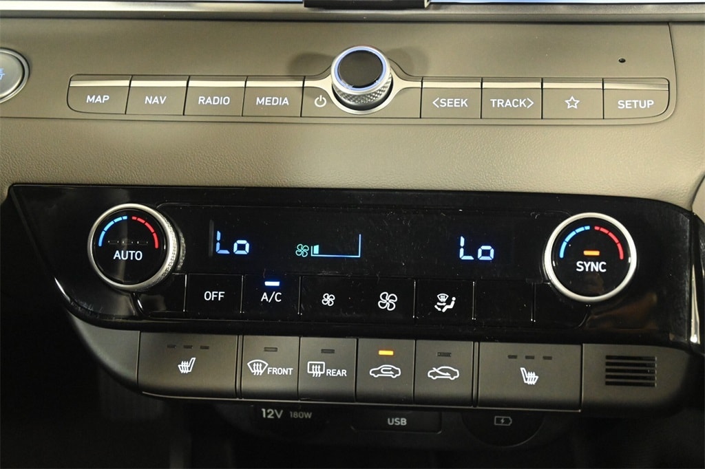 Thumbnail: 2025 Hyundai Elantra - 20