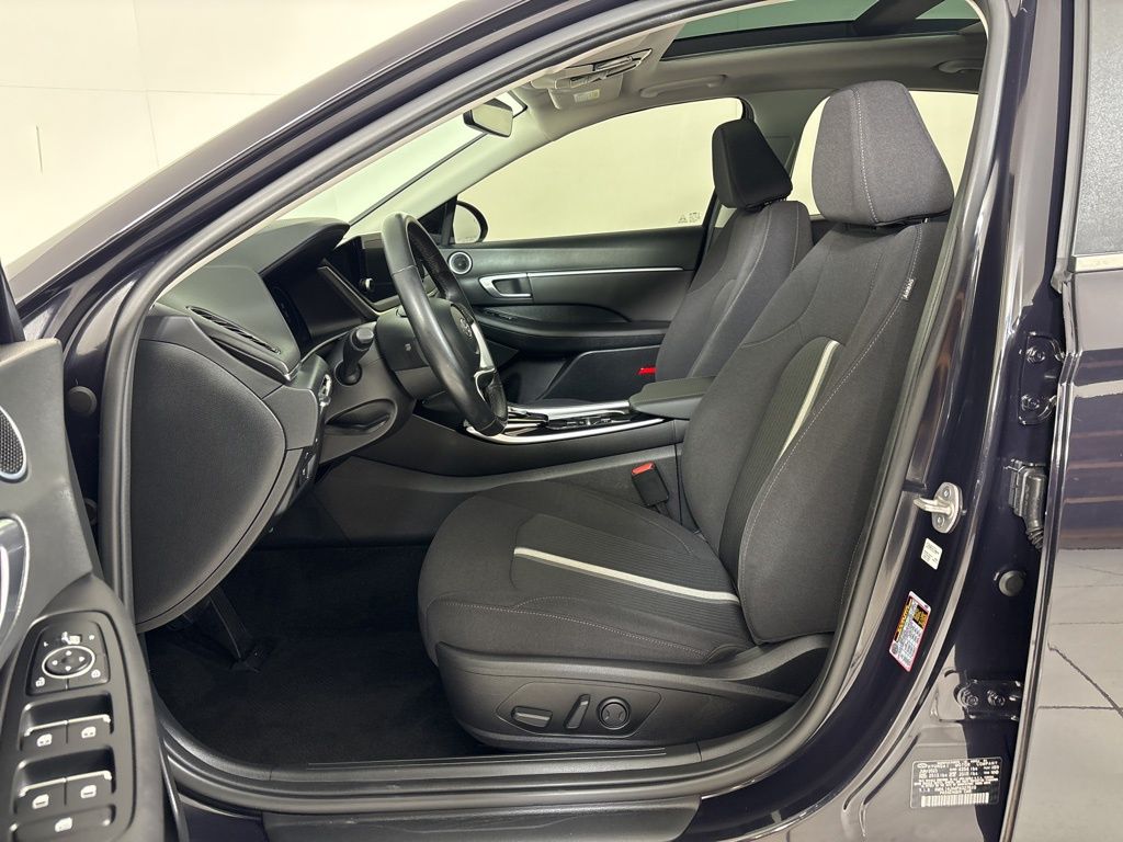 Thumbnail: 2023 Hyundai Sonata - 13