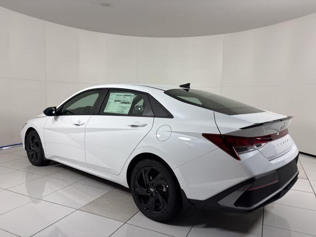 Thumbnail: 2026 Hyundai Elantra - 3