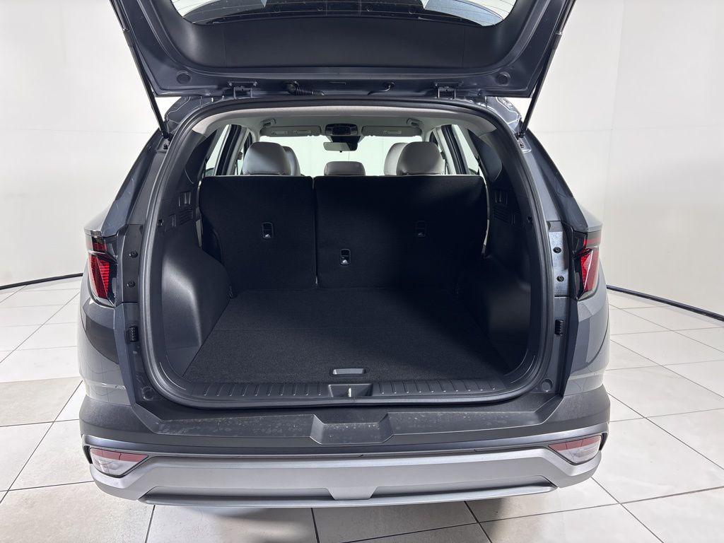 Thumbnail: 2026 Hyundai Tucson - 26