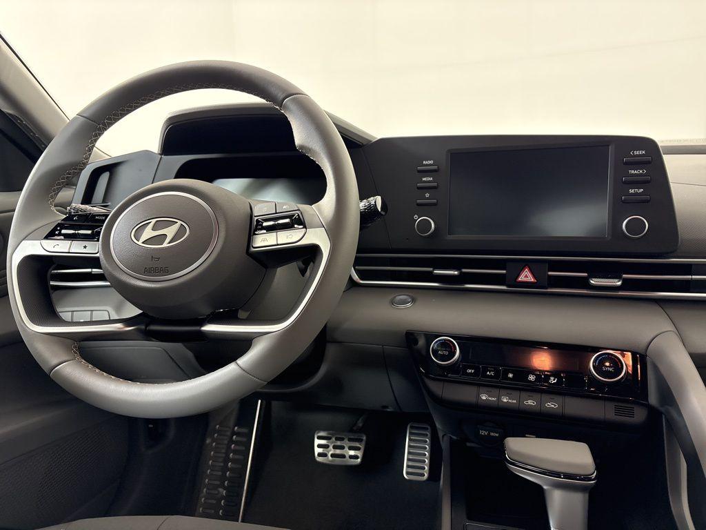 Thumbnail: 2026 Hyundai Elantra - 21