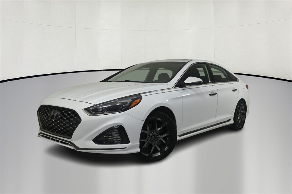 Thumbnail: 2018 Hyundai Sonata - 3